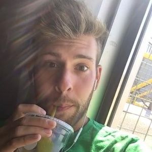 Meet your Posher, Evan